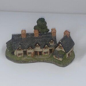 Craftsman Cottages by David Winter 5"
